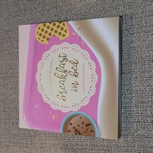 Beauty Bakerie Breakfast in Bed Palatte Eyeshadow